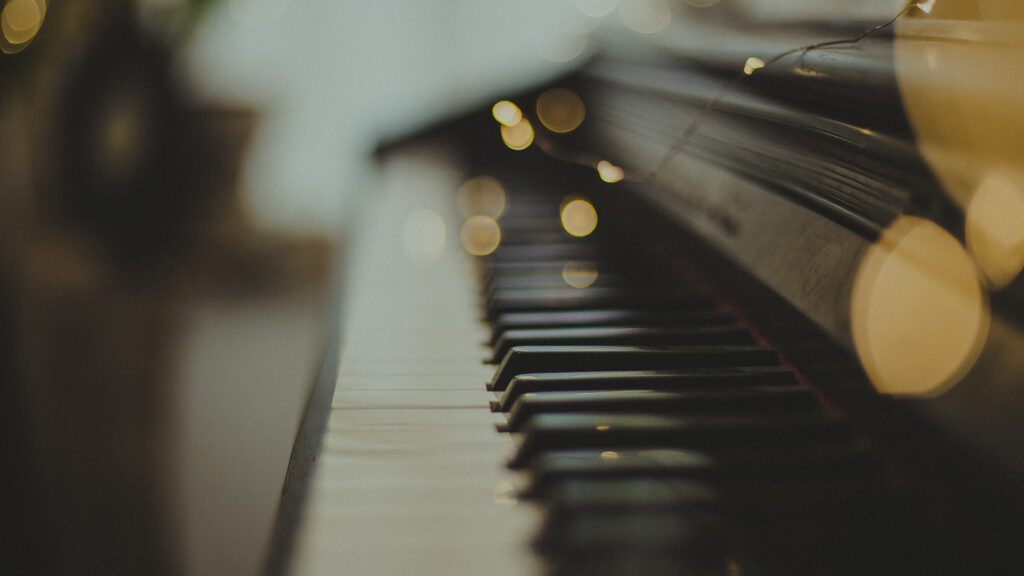 5 diferencias entre un piano digital y acústico
